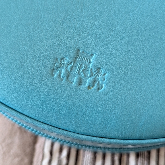 Rowallan Half Moon Leather Jewelry Case Tiffany Blue - Picture 9 of 9